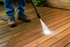 houten terras schoonmaken