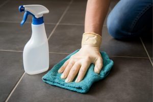 matte vloertegels schoonmaken